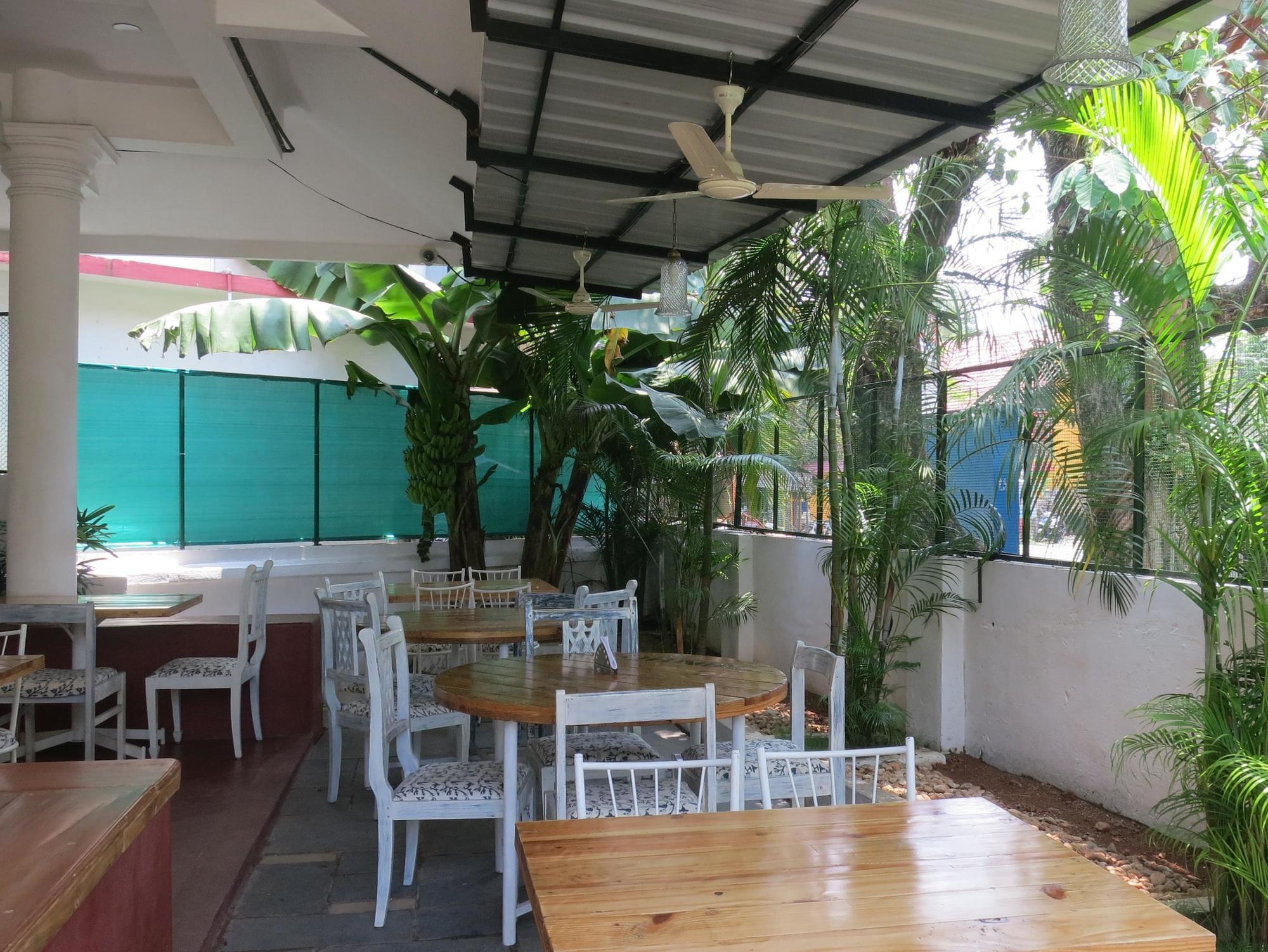 Happy Camper Kochi Exterior foto